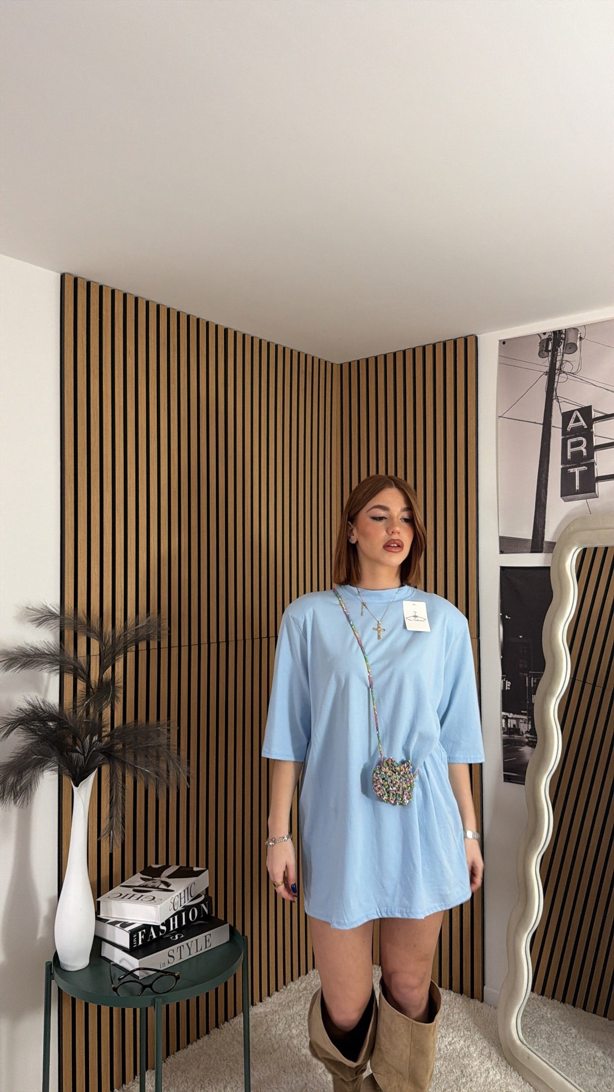 MAGLIA CON SPALLINE POLVERE