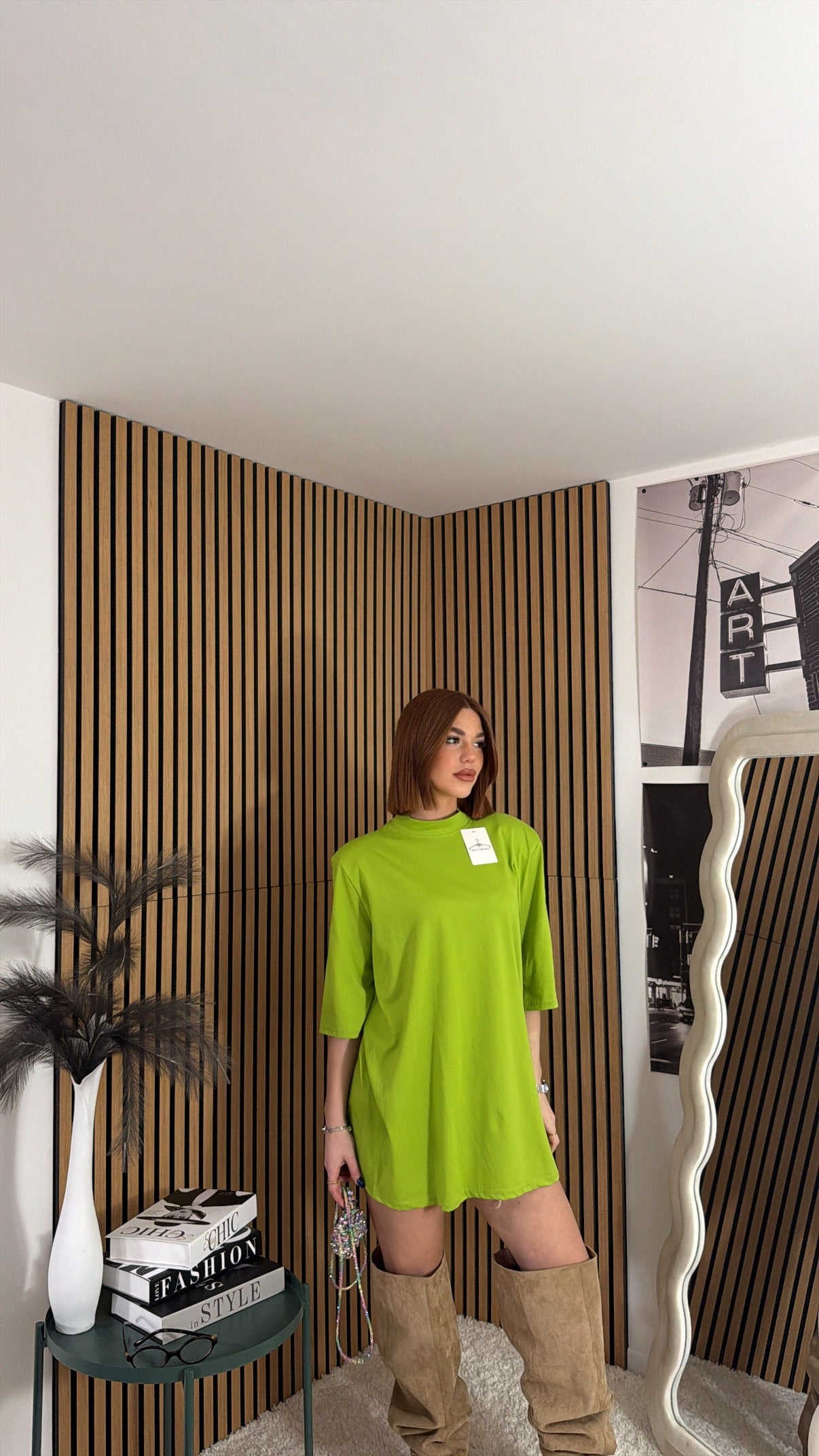 MAGLIA CON SPALLINE VERDE