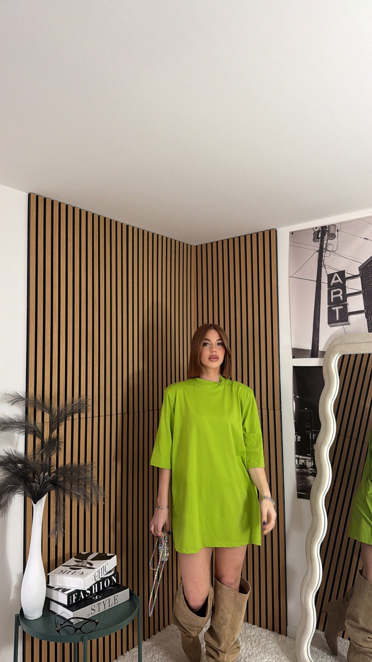 MAGLIA CON SPALLINE VERDE